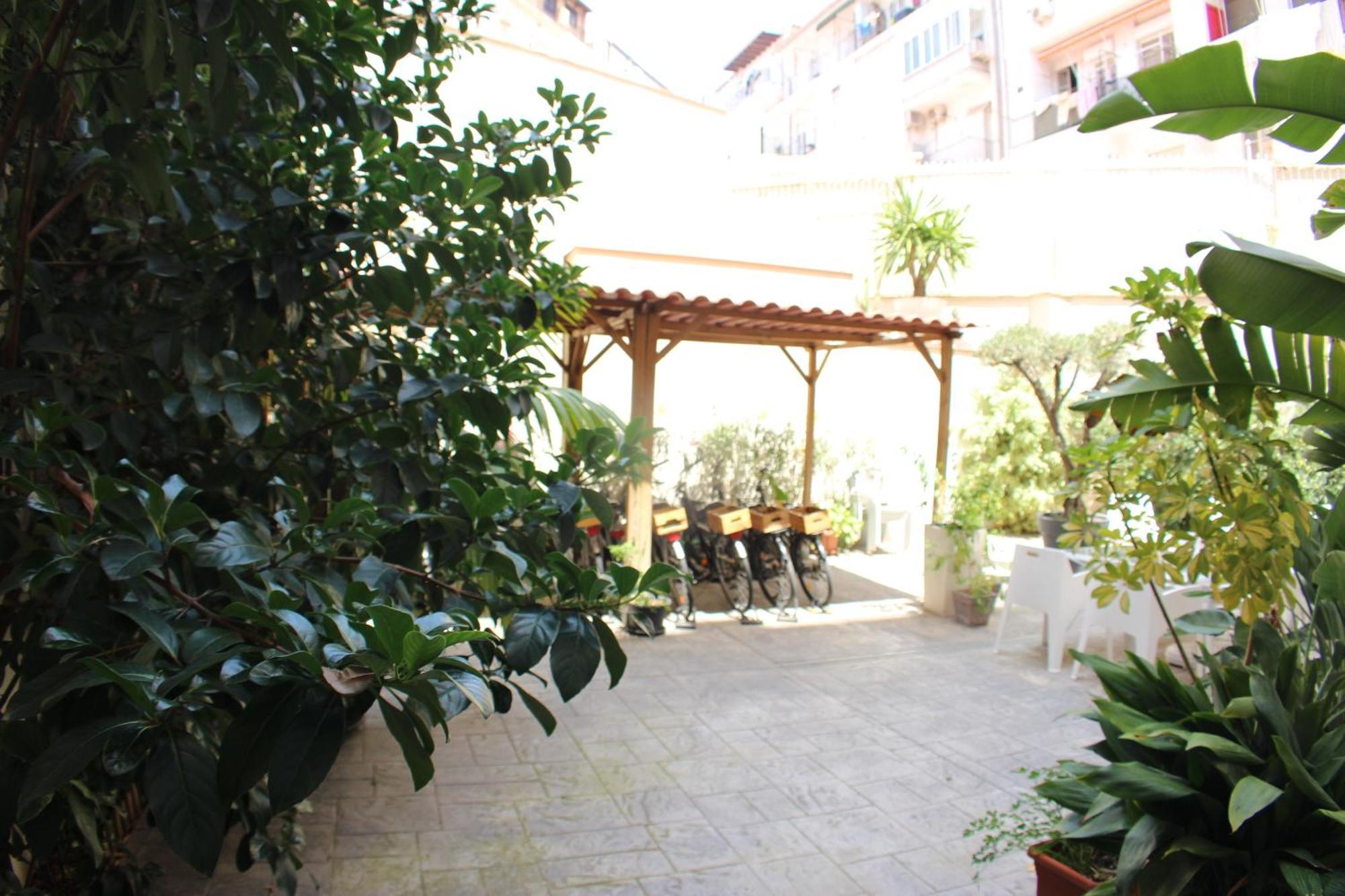 Soho Valencia Aparthotel Exterior photo